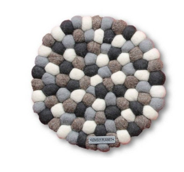 Rund Gryteunderlag av Filtkuler