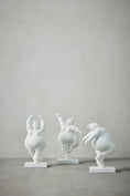 Load image into Gallery viewer, Serafina Dekrasjon Figur White 16,2 x 12,3 x 23  cm