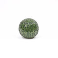 Last inn bildet i gallerivisningen, Dekorball grønn D20 cm keramikk
