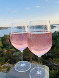 Load image into Gallery viewer, Lykketegning Vinglass Smaken av Lykke
