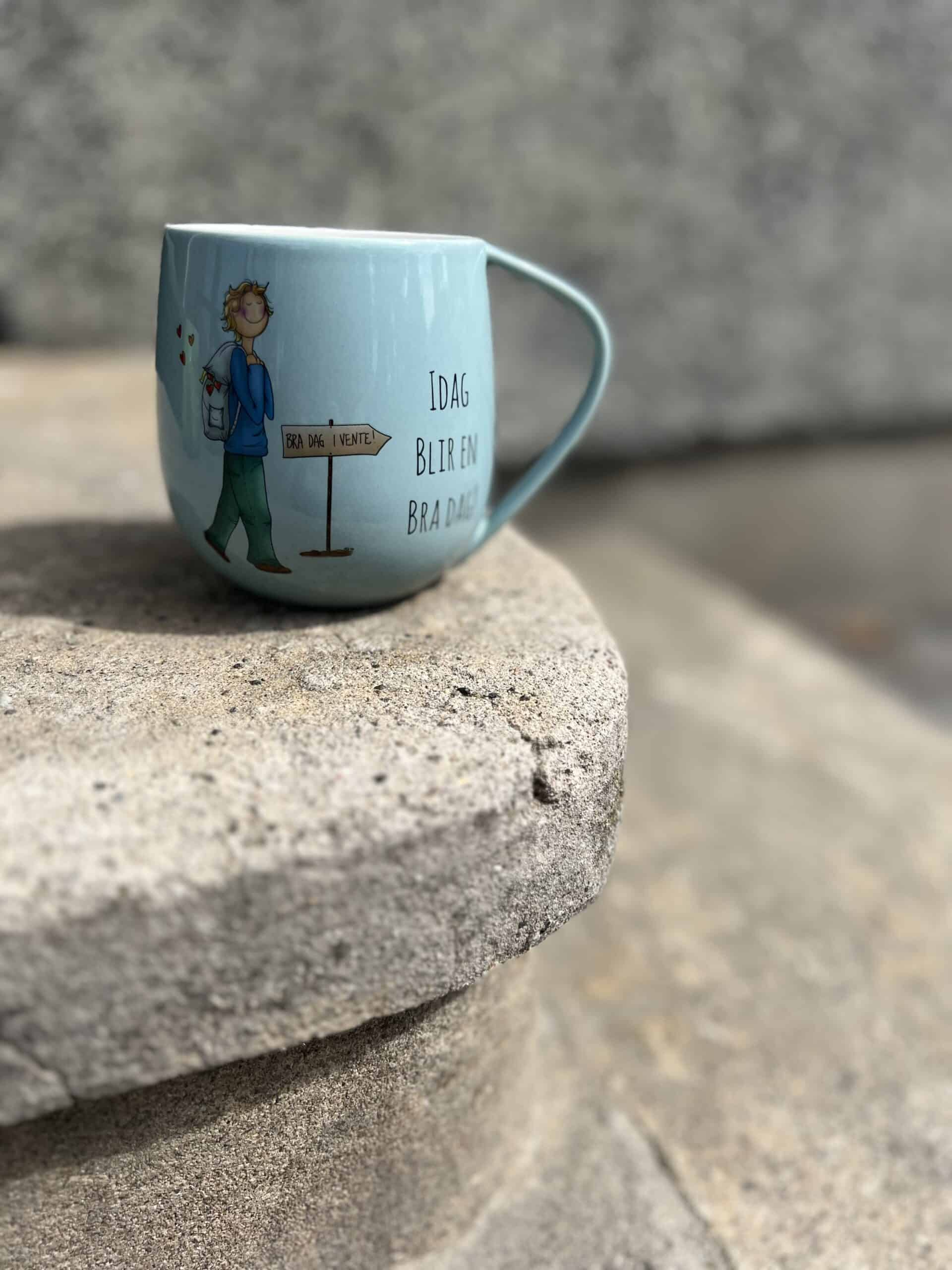 Lykketegning Krus Bra dag - lys blå