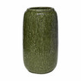 Last inn bildet i gallerivisningen, Vase Alfredo grønn 24,5 x 24, 5 x 44 cm
